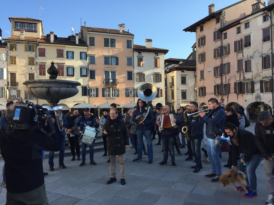 Sabato 26 gennaio i riflettori di Sereno Variabile Rai2 si accendono su Udine