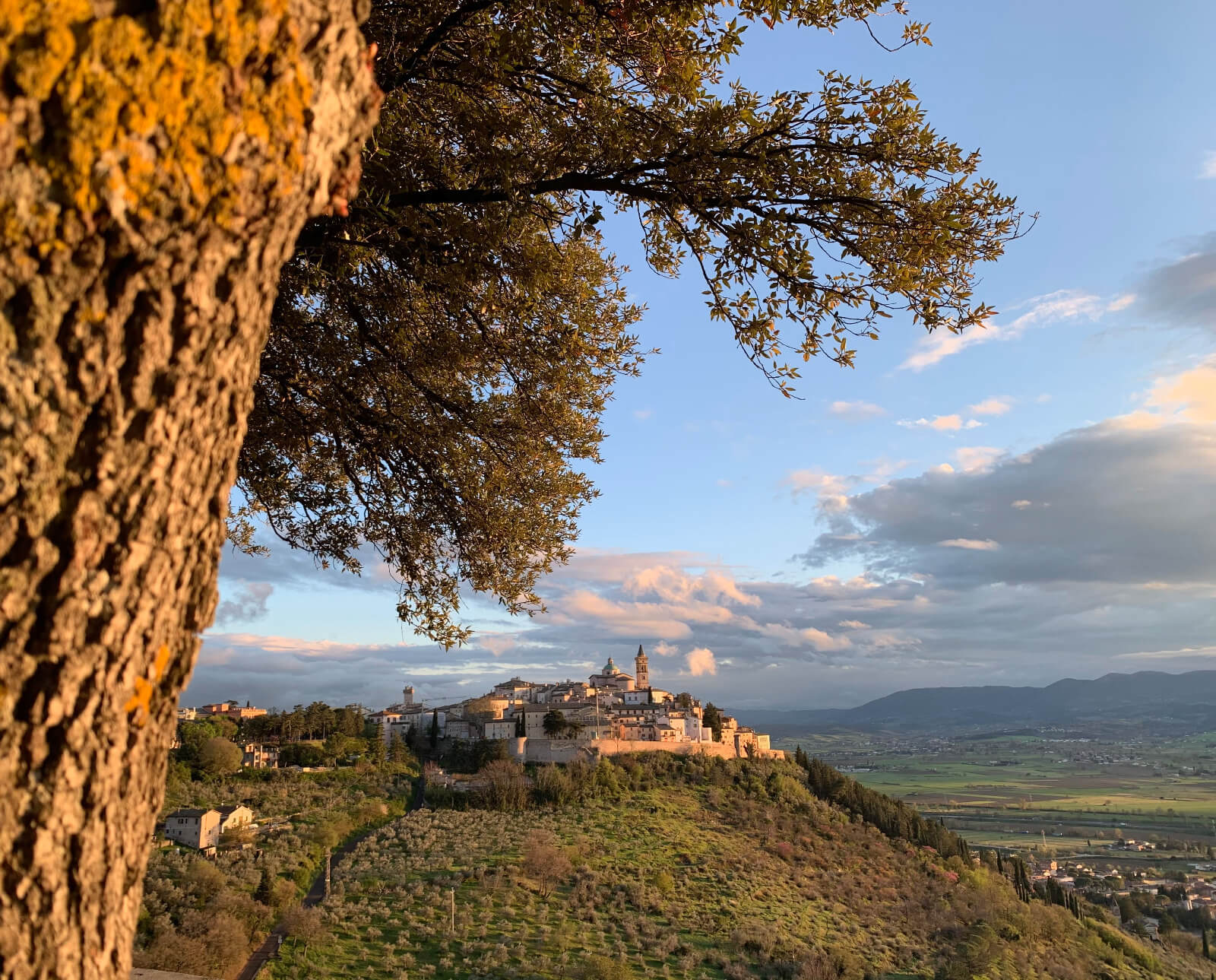 Umbria. Autunno tra natura e silenzio.