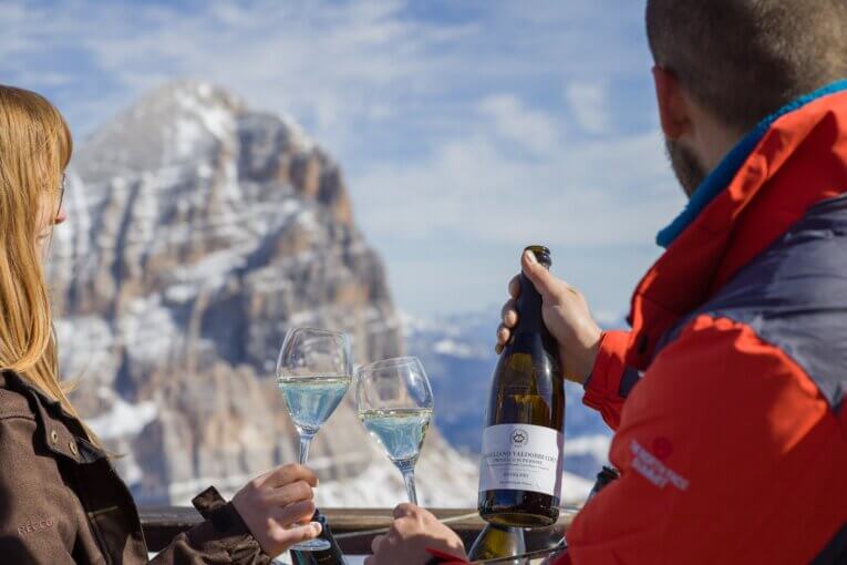 Lagazuoi EXPO Dolomiti e Conegliano Valdobbiadene Prosecco Superiore DOCG